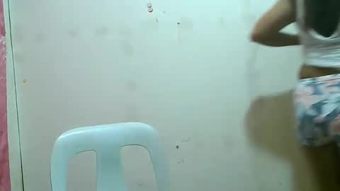 Snapshot of curious_girl247 chatting on 01-03-25, 11:12 curious_girl247 online show from 01-03-25, 11:12