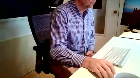 Snapshot of curious_madame_scotsman chatting on 11-26-25, 01:45 curious_madame_scotsman online show from 11-26-25, 01:45