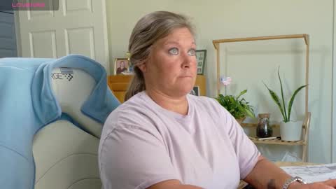 curious couple online show from 02-09-26, 06:45