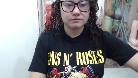 Vannesa online show from 11-18-25, 08:35