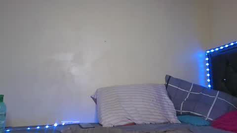 Snapshot of curry_nikita chatting on 01-08-25, 11:32 Nikita online show from 01-08-25, 11:32