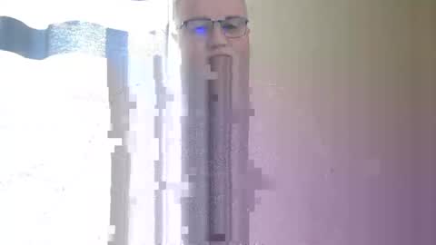 Snapshot of curtus14 chatting on 12-23-24, 08:33 curtus14 online show from 12-23-24, 08:33