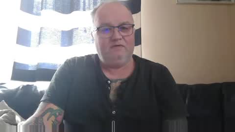 Snapshot of curtus14 chatting on 02-01-25, 09:00 curtus14 online show from 02-01-25, 09:00