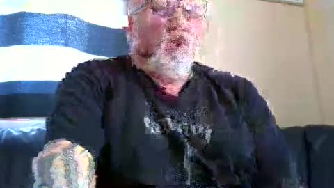 Snapshot of curtus14 chatting on 04-22-26, 03:46 curtus14 online show from 04-22-26, 03:46