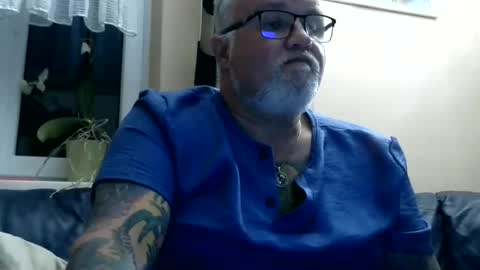 curtus14 online show from 06-16-26, 08:33