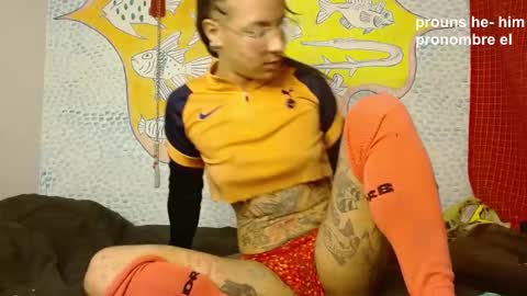 Curuba online show from 12-19-24, 08:23