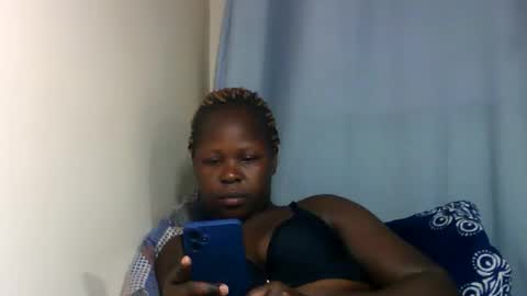 Snapshot of curvy294 chatting on 04-18-26, 09:26 SALLY online show from 04-18-26, 09:26