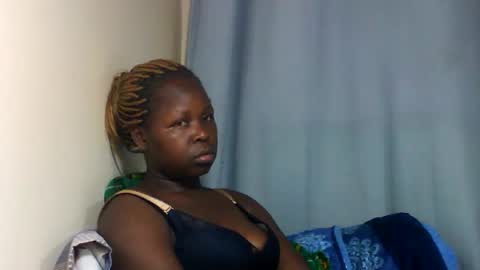 Snapshot of curvy294 chatting on 04-21-26, 01:42 SALLY online show from 04-21-26, 01:42