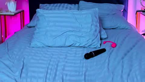 Snapshot of curvy_dynamite chatting on 03-10-25, 07:32 Sammy online show from 03-10-25, 07:32