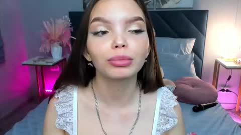 Snapshot of curvy_dynamite chatting on 09-10-25, 01:16 Sammy online show from 09-10-25, 01:16