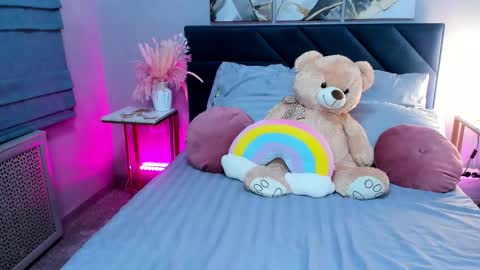 Snapshot of curvy_dynamite chatting on 09-14-25, 01:16 Sammy online show from 09-14-25, 01:16