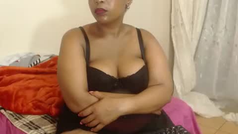 Snapshot of curvycutiexx94 chatting on 02-16-25, 09:38 curvycutiexx94 online show from 02-16-25, 09:38
