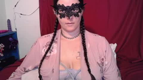 Snapshot of curvygamerceline chatting on 05-29-26, 06:06 Celine Fawe online show from 05-29-26, 06:06