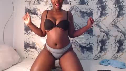 curvyj255 online show from 07-11-26, 07:49