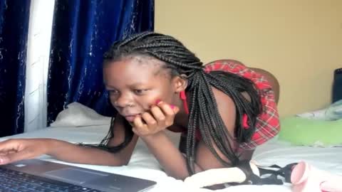 curvyjoan online show from 02-11-25, 08:58