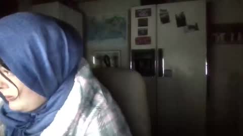 dahlia -kim online show from 12-12-24, 10:45