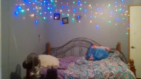 dahlia -kim online show from 01-13-25, 11:49