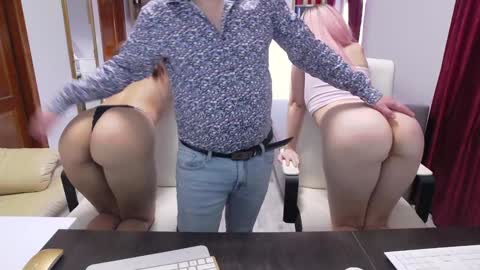 Snapshot of cute00kiara chatting on 02-26-25, 12:58 and follow twittercute00kiara2 online show from 02-26-25, 12:58