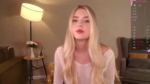 Kira  online show from 03-19-26, 12:53