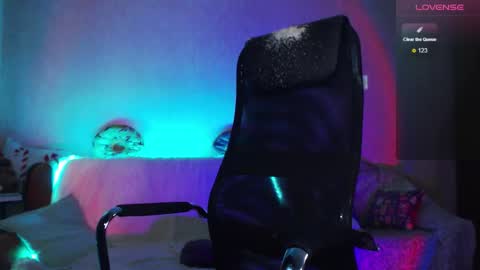 Betty online show from 10-06-25, 12:13