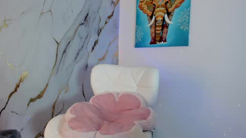 Snapshot of cute_dani1 chatting on 01-13-25, 04:07 online show from 01-13-25, 04:07