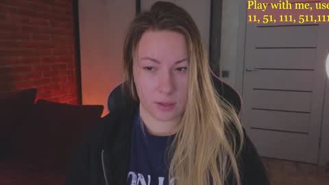 Everyday stream in the same time online show from 12-25-24, 07:35