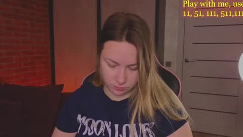 Everyday stream in the same time online show from 01-23-25, 01:30