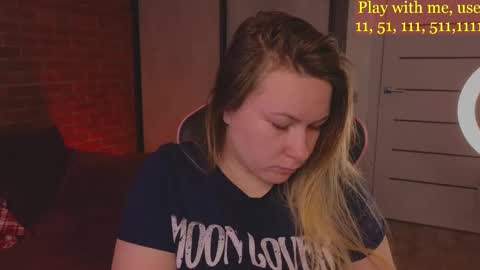 Everyday stream in the same time online show from 03-08-25, 04:45