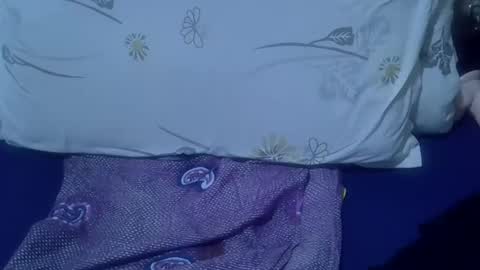 Snapshot of cute_ellinah chatting on 09-23-25, 08:45 lynn online show from 09-23-25, 08:45