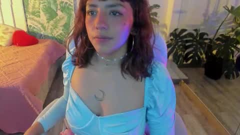 Sofa  online show from 01-06-26, 08:01