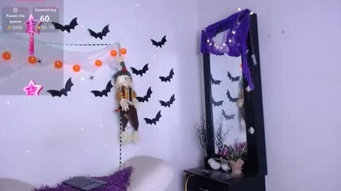 Cute horny1 online show from 10-17-25, 04:26