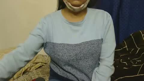 Snapshot of cute_kashmira99 chatting on 01-02-25, 08:49 kashmira online show from 01-02-25, 08:49