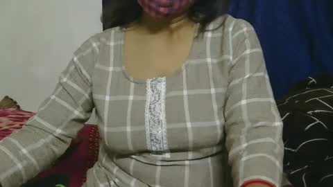 Snapshot of cute_kashmira99 chatting on 01-09-25, 09:27 kashmira online show from 01-09-25, 09:27