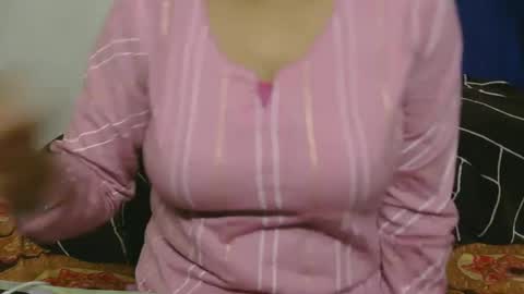 Snapshot of cute_kashmira99 chatting on 01-26-25, 09:40 kashmira online show from 01-26-25, 09:40