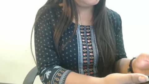 cute_kavya online show from 10-15-25, 10:59