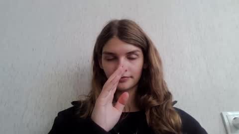 Snapshot of cute_kitte chatting on 12-19-24, 09:29 cute_kitte online show from 12-19-24, 09:29