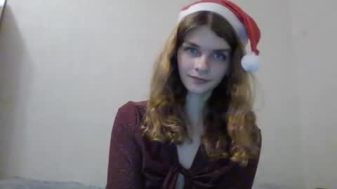 Snapshot of cute_kitte chatting on 12-25-24, 06:52 cute_kitte online show from 12-25-24, 06:52