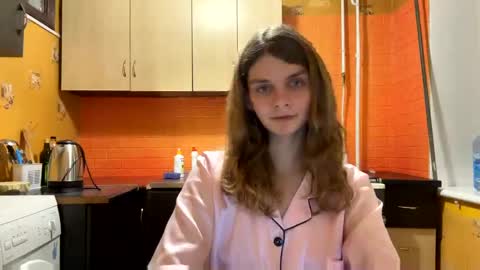 Snapshot of cute_kitte chatting on 12-26-24, 09:15 cute_kitte online show from 12-26-24, 09:15