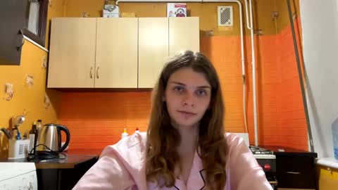 Snapshot of cute_kitte chatting on 01-02-25, 10:44 cute_kitte online show from 01-02-25, 10:44