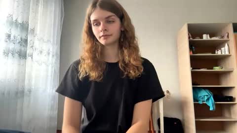 Snapshot of cute_kitte chatting on 01-03-25, 11:14 cute_kitte online show from 01-03-25, 11:14