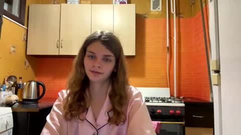 Snapshot of cute_kitte chatting on 01-09-25, 02:01 cute_kitte online show from 01-09-25, 02:01