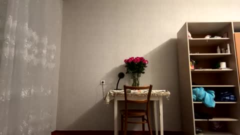 Snapshot of cute_kitte chatting on 02-15-25, 09:15 cute_kitte online show from 02-15-25, 09:15