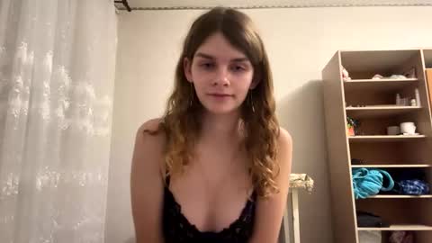 Snapshot of cute_kitte chatting on 02-22-25, 09:26 cute_kitte online show from 02-22-25, 09:26