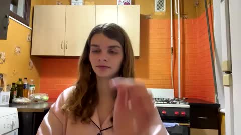 Snapshot of cute_kitte chatting on 02-24-25, 09:20 cute_kitte online show from 02-24-25, 09:20