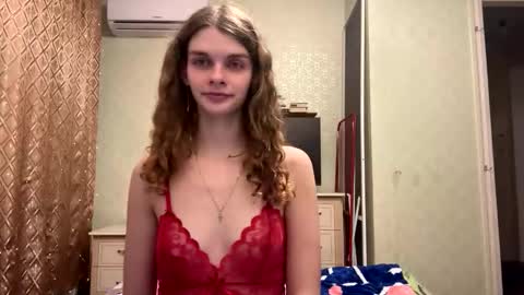 Snapshot of cute_kitte chatting on 11-08-25, 07:45 cute_kitte online show from 11-08-25, 07:45