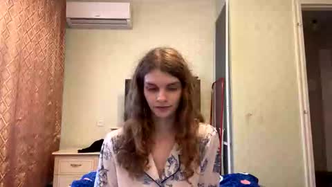 Snapshot of cute_kitte chatting on 11-13-25, 01:32 cute_kitte online show from 11-13-25, 01:32