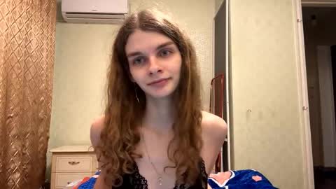 Snapshot of cute_kitte chatting on 11-16-25, 09:09 cute_kitte online show from 11-16-25, 09:09