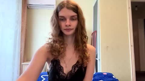Snapshot of cute_kitte chatting on 11-29-25, 11:13 cute_kitte online show from 11-29-25, 11:13