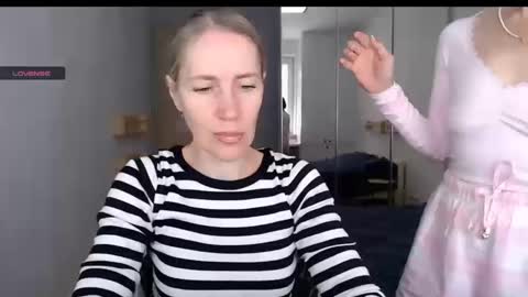 cute_lion_ online show from 10-14-25, 11:00