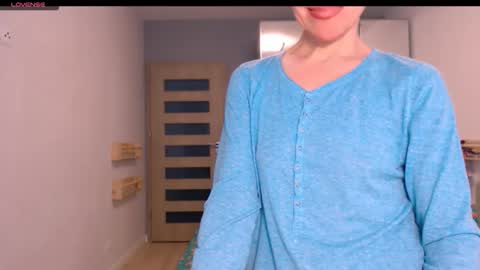 cute_lion_ online show from 01-19-26, 12:53